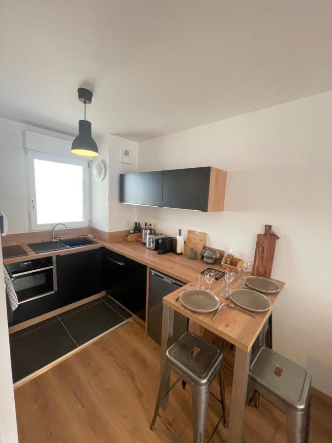 Alp Chartres - Grand Studio Avec Terrasse Et Parking Bagian luar foto