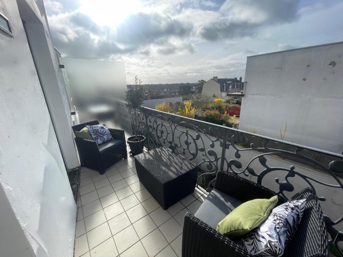 Alp Chartres - Grand Studio Avec Terrasse Et Parking Bagian luar foto